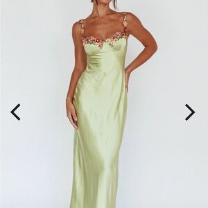 Selfie Leslie Light Green Floral Maxi Satin Dress